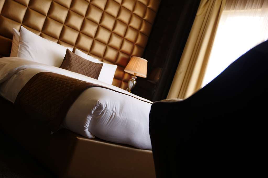 Lumiere Des Etoile Hotel Kuwait City Room photo
