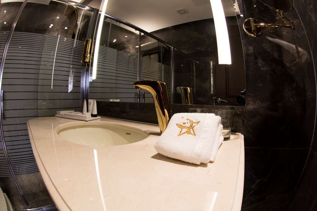 Lumiere Des Etoile Hotel Kuwait City Room photo